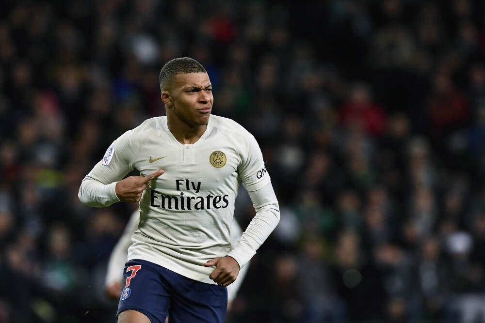 经纬早班车｜美股五连涨；特斯拉欧洲市场持续“遇冷”